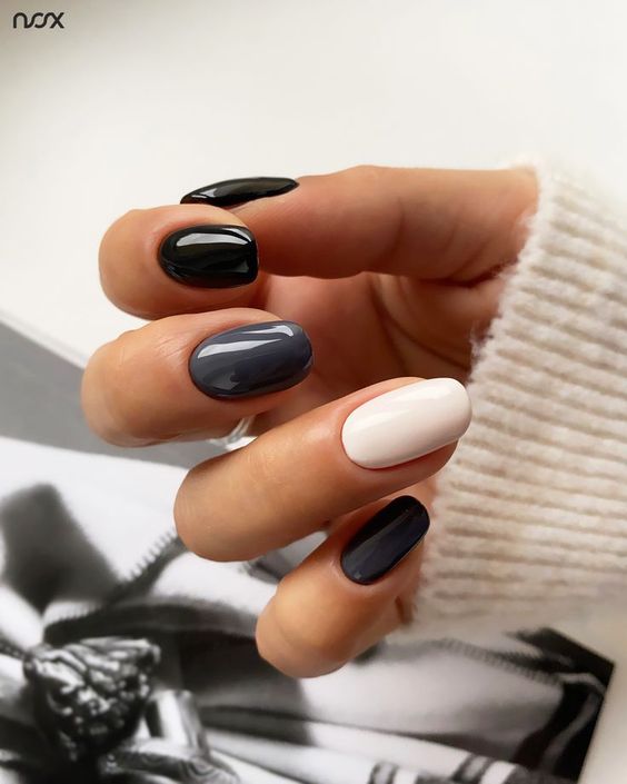 Eleganckie szare paznokcie