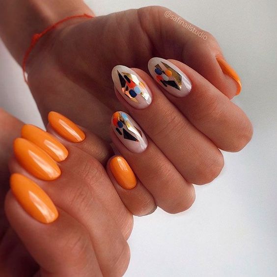 Inspiracje na pomarańczowe paznokcie