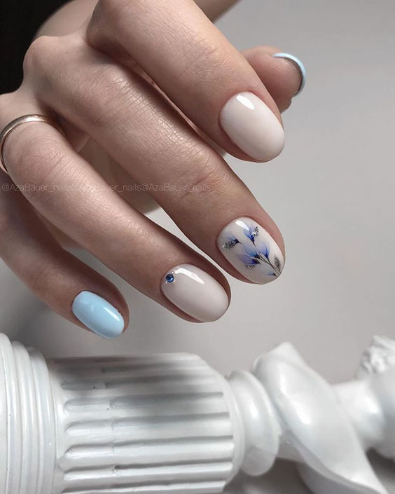 Paznokcie w kwiaty na wiosnę