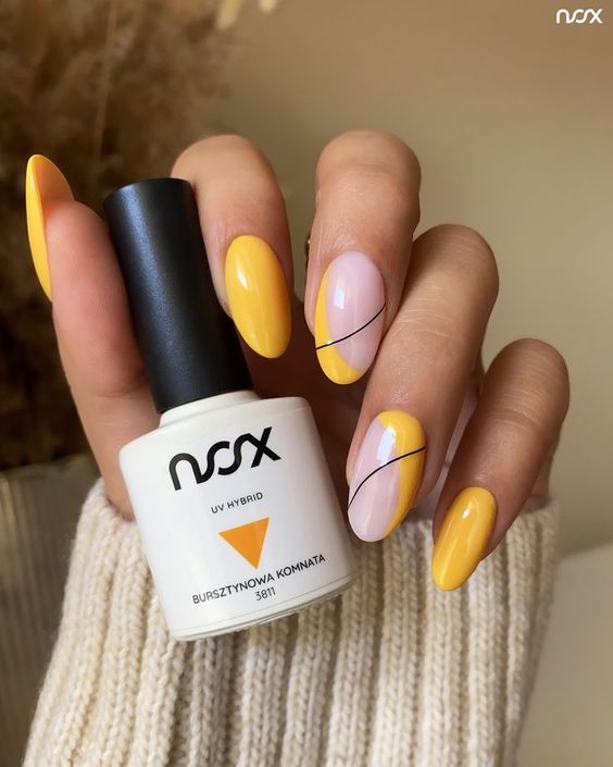Eleganckie żółte paznokcie