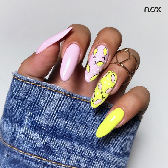 Owocowe wzorki na paznokciach