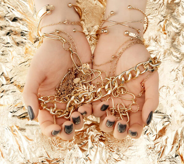 Złoto, które mówi więcej - odkryj świat elegancji w sklepie jubilerskim Magar.pl