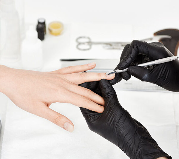 Ranking akrylożeli do paznokci – TOP 10 akrylożeli do przedłużania paznokci